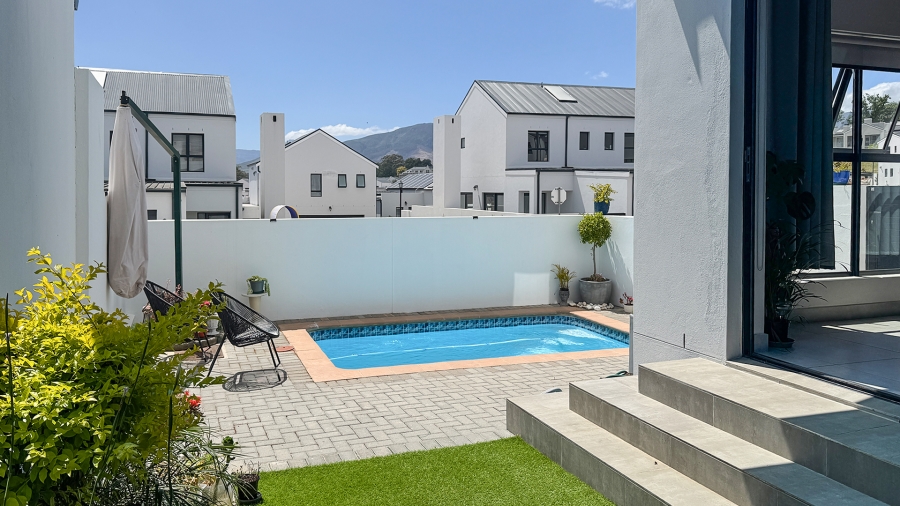 3 Bedroom Property for Sale in Verdeau Lifestyle Estate Western Cape